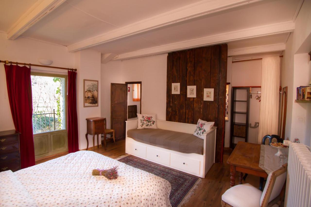 Bed & Breakfast La Colombiere Du Chateau