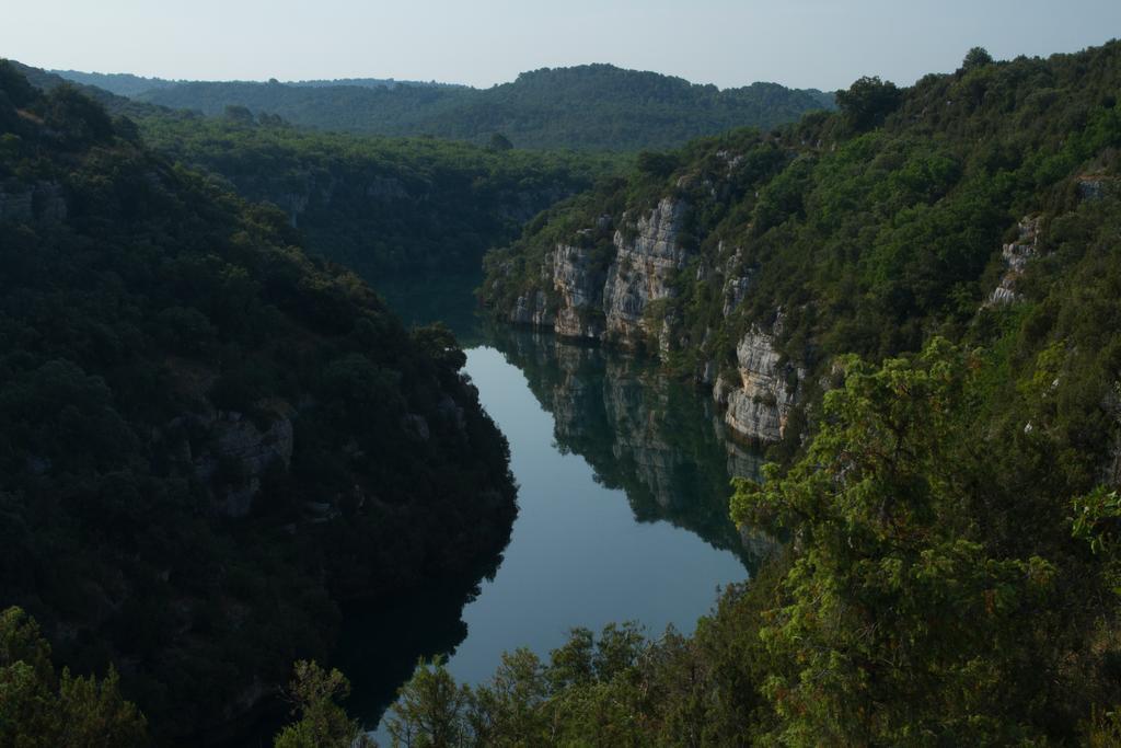 La Colombiere Du Chateau