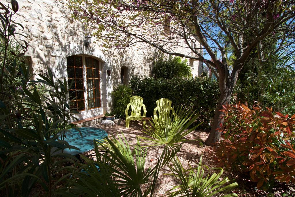 Bed & Breakfast La Colombiere Du Chateau 3*